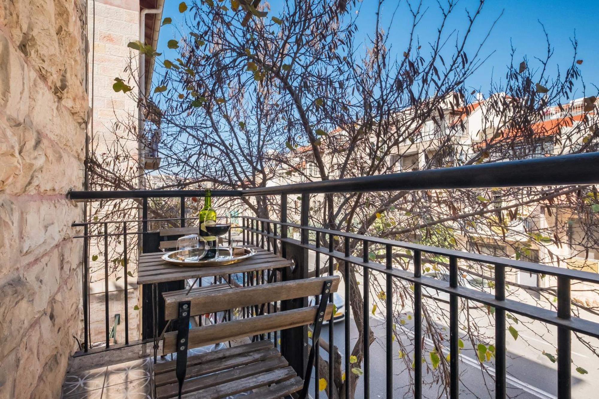 Dinning Room, Bedroom And Balcony Jerusalem Ngoại thất bức ảnh
